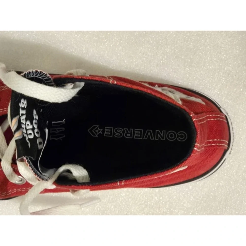 CONVERSE All Star Chuck Taylor‎ Red Bugs Bunny Looney Tunes High Top Kids Size 2